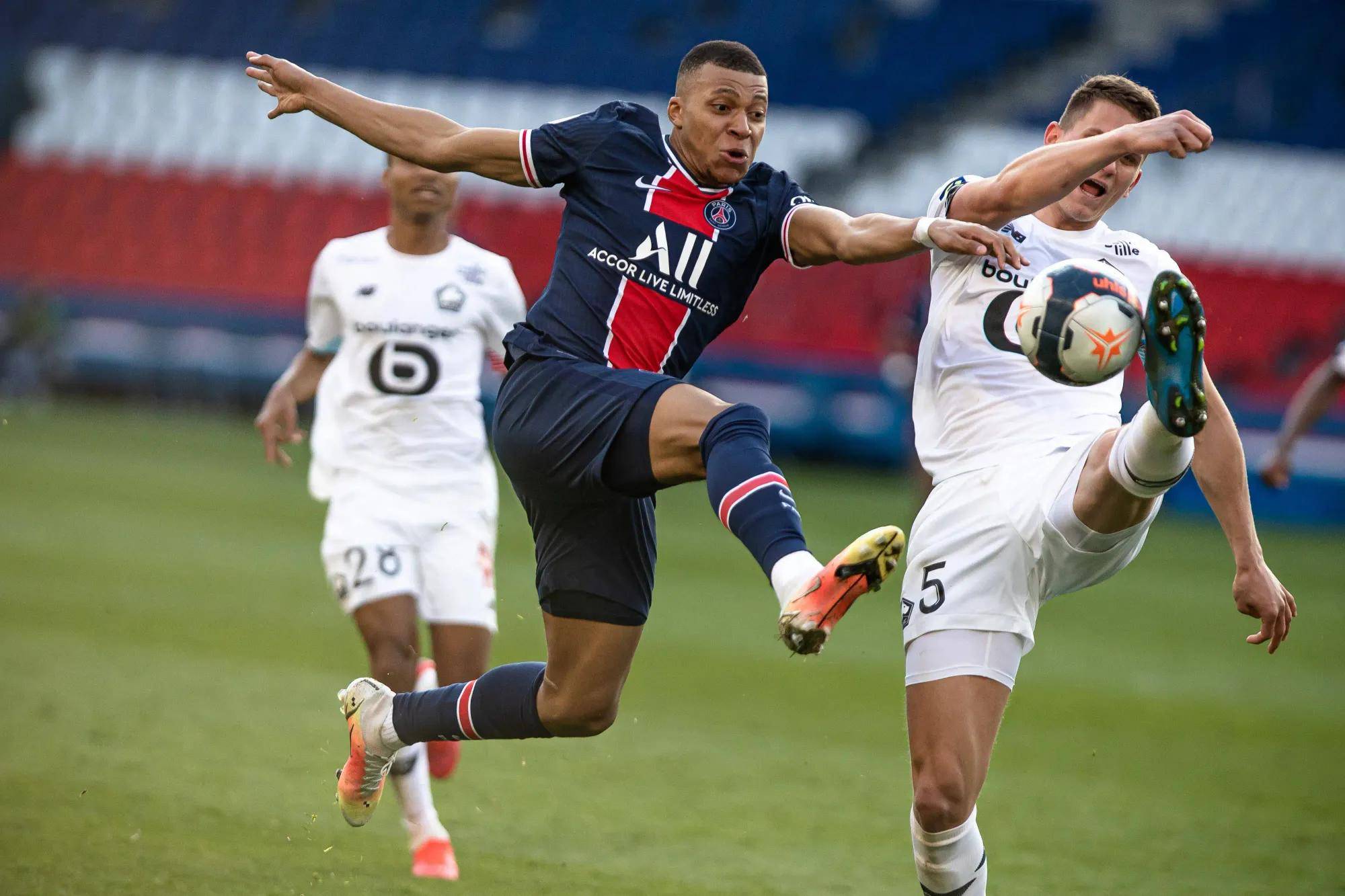 关于利物浦主场击败佛罗伦萨,欧联杯前景看好的信息 关于利物浦主场击败佛罗伦萨,欧联杯前景看好的信息