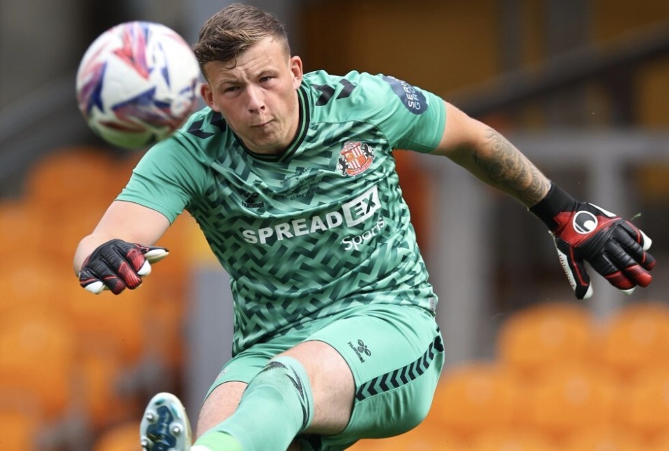 关于曼联逼平桑德兰,保持积分不败的信息 关于曼联逼平桑德兰,保持积分不败的信息