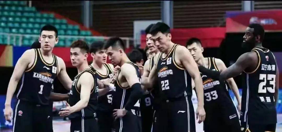 爱游戏在线-包含广东男篮再胜广西，保持不败战绩的词条