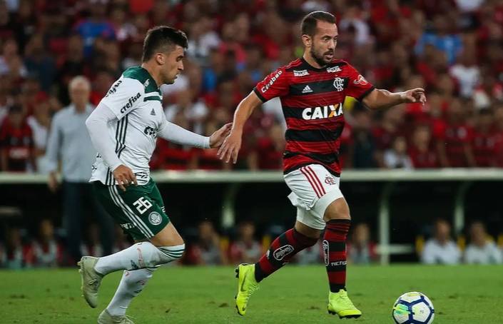 爱游戏中国官网-帕尔梅拉斯战术调整，关键球员或将首发出战的简单介绍