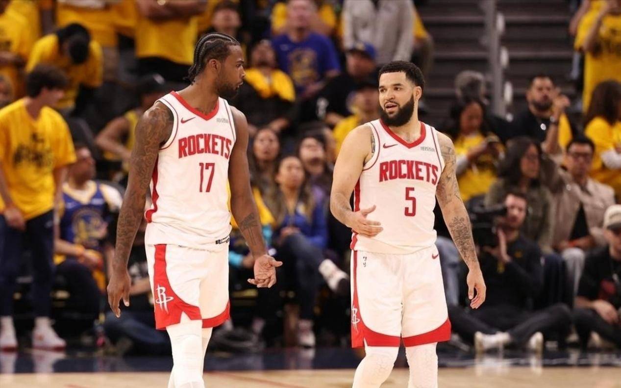 包含帕多瓦主场大胜，季后赛席位悬念存疑的词条