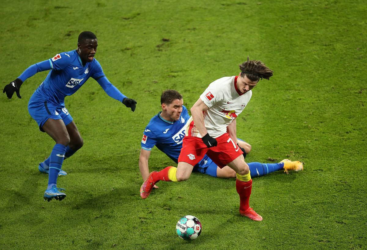 莱比锡红牛年轻球员表现出色,助球队取得胜利的简单介绍 莱比锡红牛年轻球员表现出色,助球队取得胜利的简单介绍