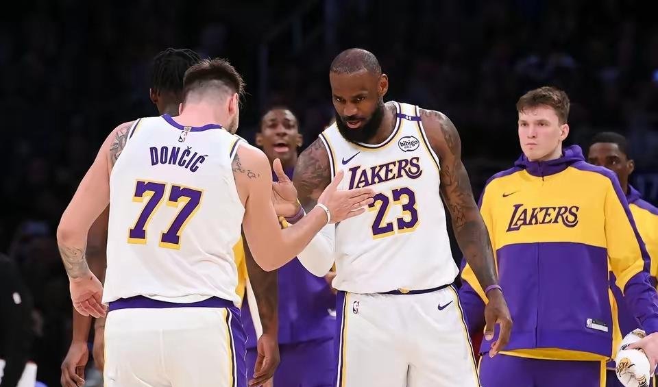 火箭队神奇逆转战胜湖人,总分挽回一局的简单介绍 火箭队神奇逆转战胜湖人,总分挽回一局的简单介绍