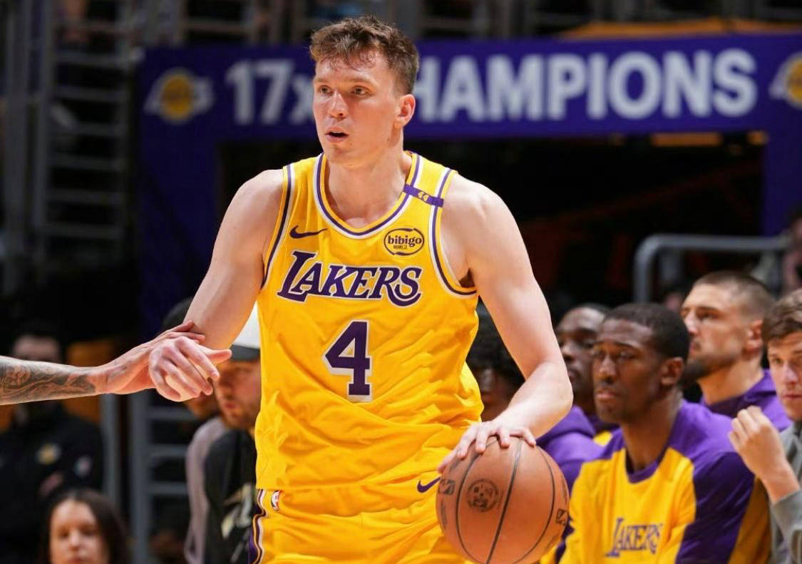 包含雄鹿在主场以分击退湖人,字母哥强势的词条 包含雄鹿在主场以分击退湖人,字母哥强势的词条