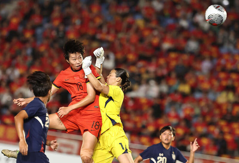 关于中国女足备战足球争霸赛，决胜一搏的信息