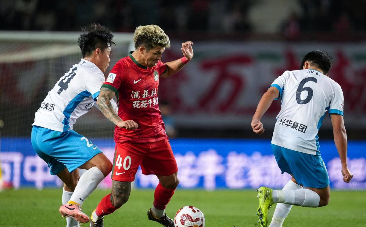 关于球队集体奋起，战胜劲旅晋级的信息