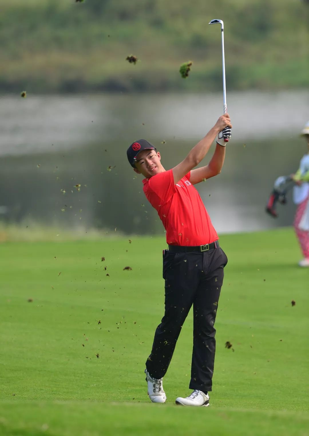 精英竞技壮观上演,冠军诞生人心振奋 精英竞技壮观上演,冠军诞生人心振奋