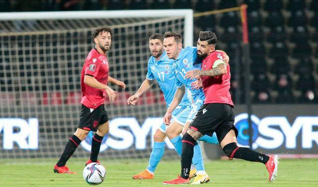 匈牙利对冰岛比赛中表现出色,赢得了关键胜利 匈牙利对冰岛比赛中表现出色,赢得了关键胜利