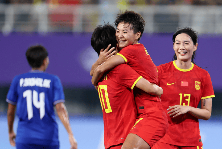 爱游戏体育官网-火拼传奇！女足烽火再起，胜者才能笑到最后