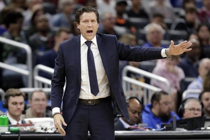 爵士队外线火力不可阻挡，继续前进