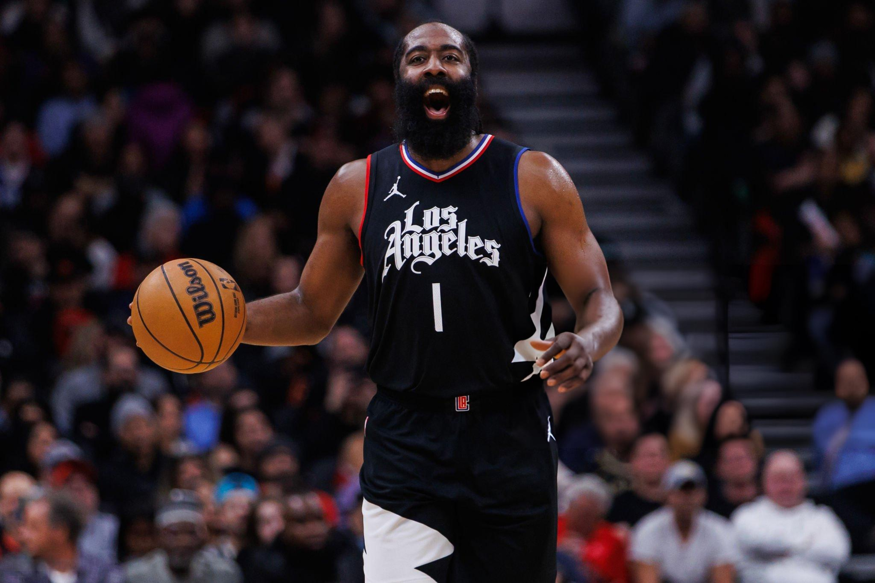 包含快船教练组召开技战术会议,为下一场比赛做准备的词条 包含快船教练组召开技战术会议,为下一场比赛做准备的词条