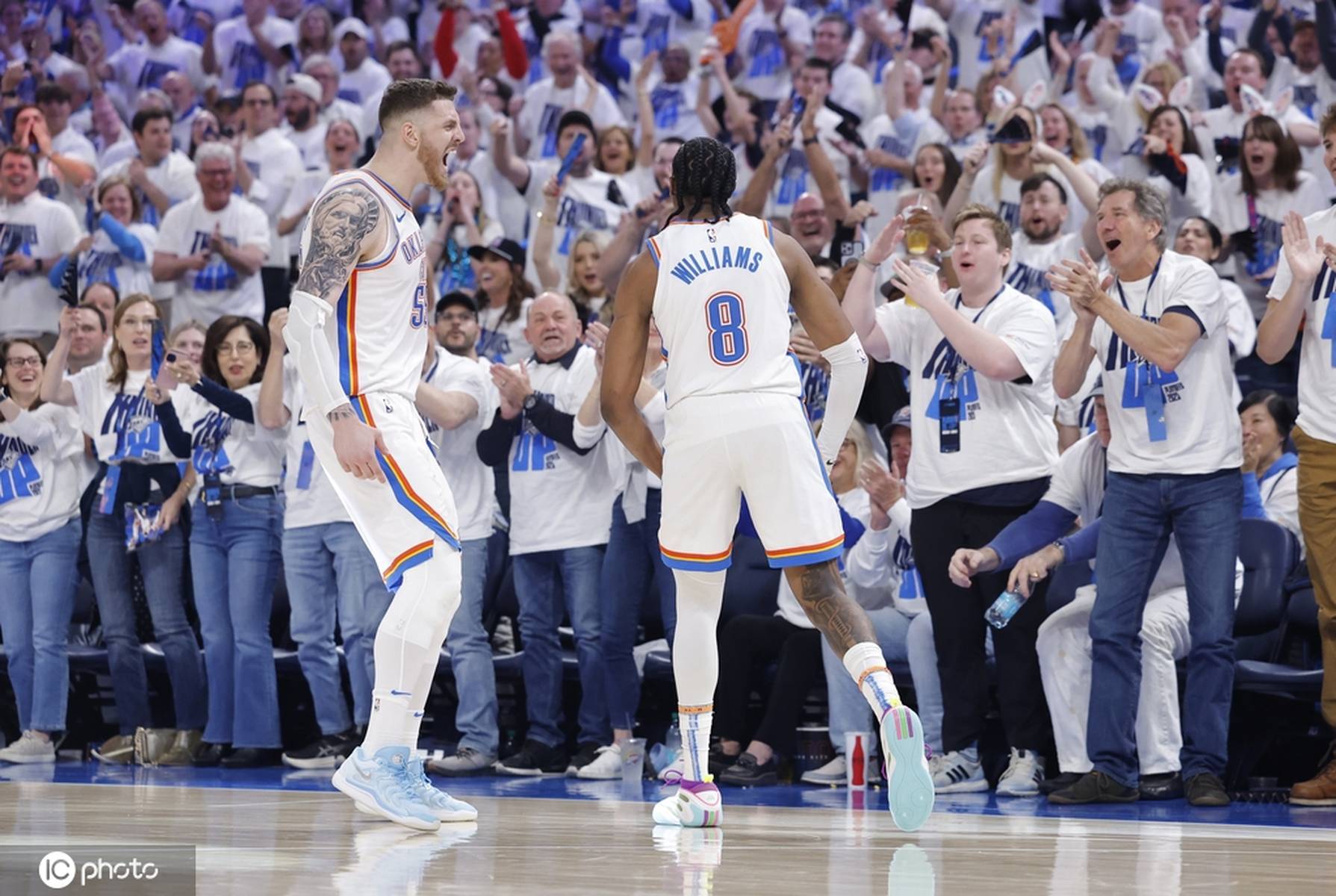 热火客场大胜灰熊，韦德发挥出色，灰熊遭到屠杀