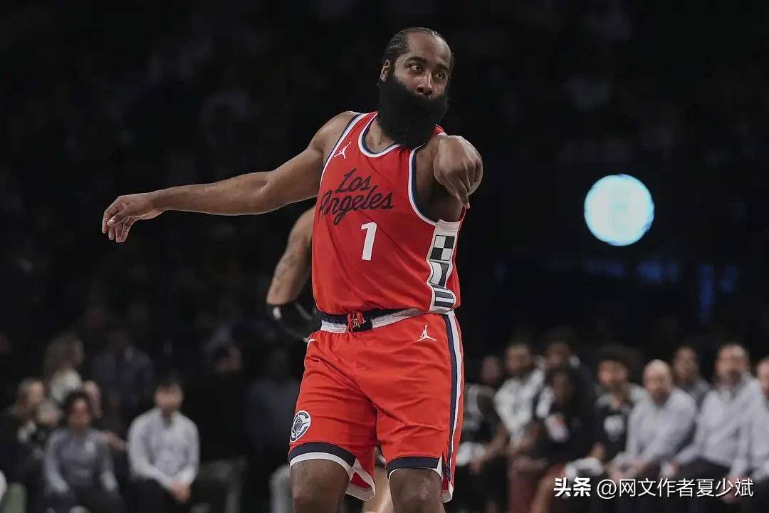 火箭主场连胜,哈登关键时刻表现强悍 火箭主场连胜,哈登关键时刻表现强悍