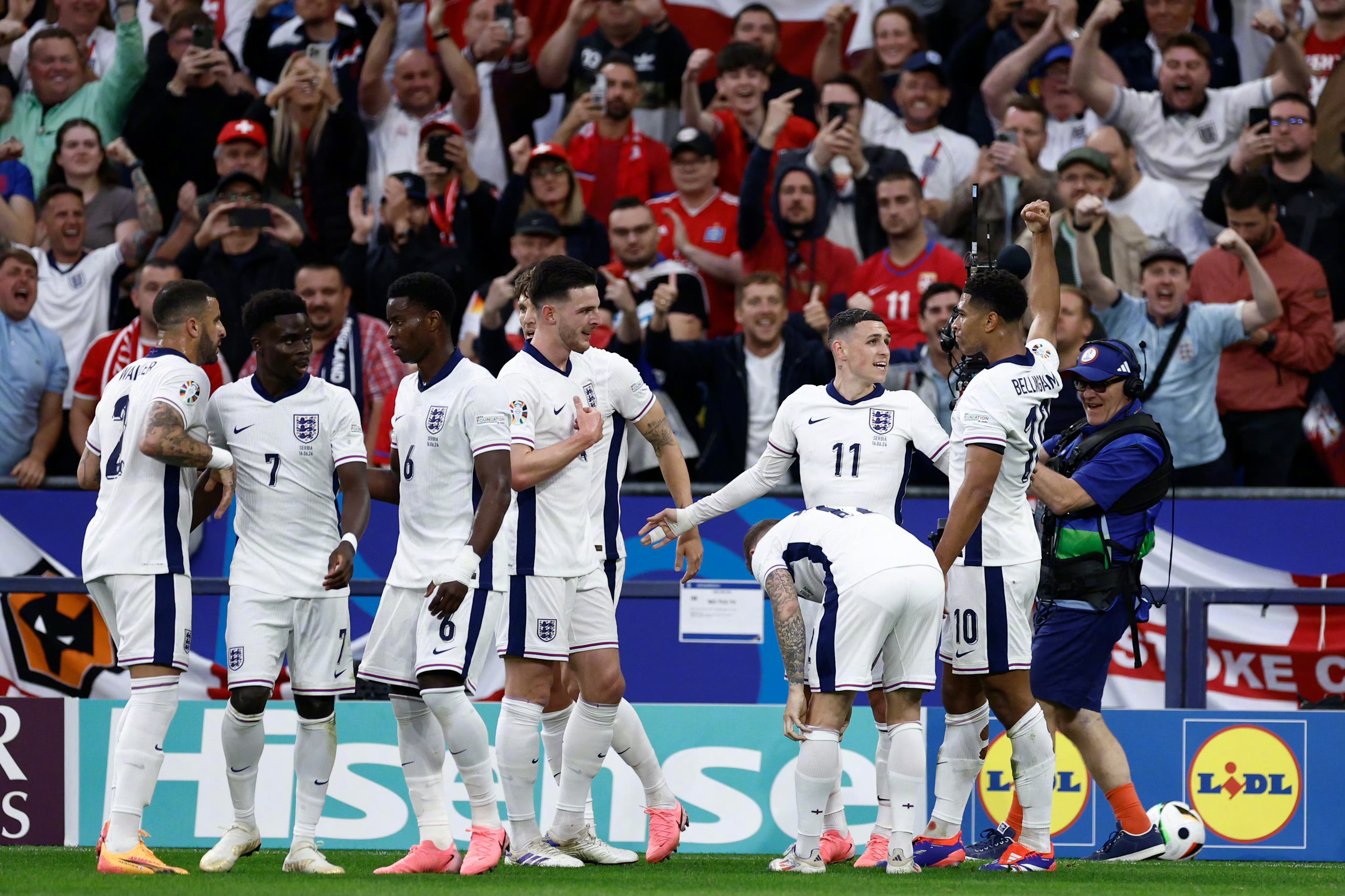 爱游戏登录入口-欧洲杯预选赛即将上演一场刺激战役