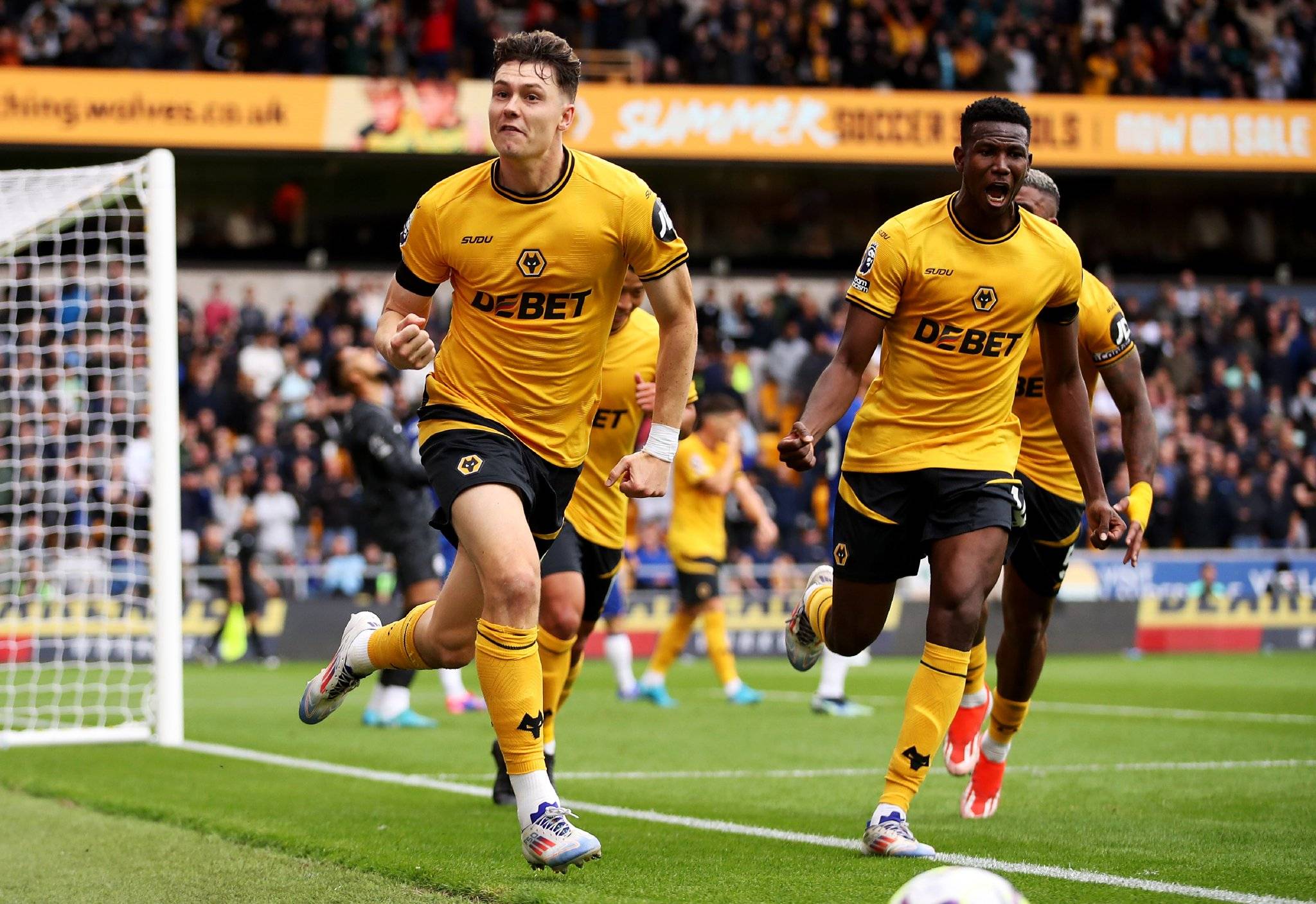 包含西汉姆联主场取胜水晶宫,保级前景一片光明的词条 包含西汉姆联主场取胜水晶宫,保级前景一片光明的词条