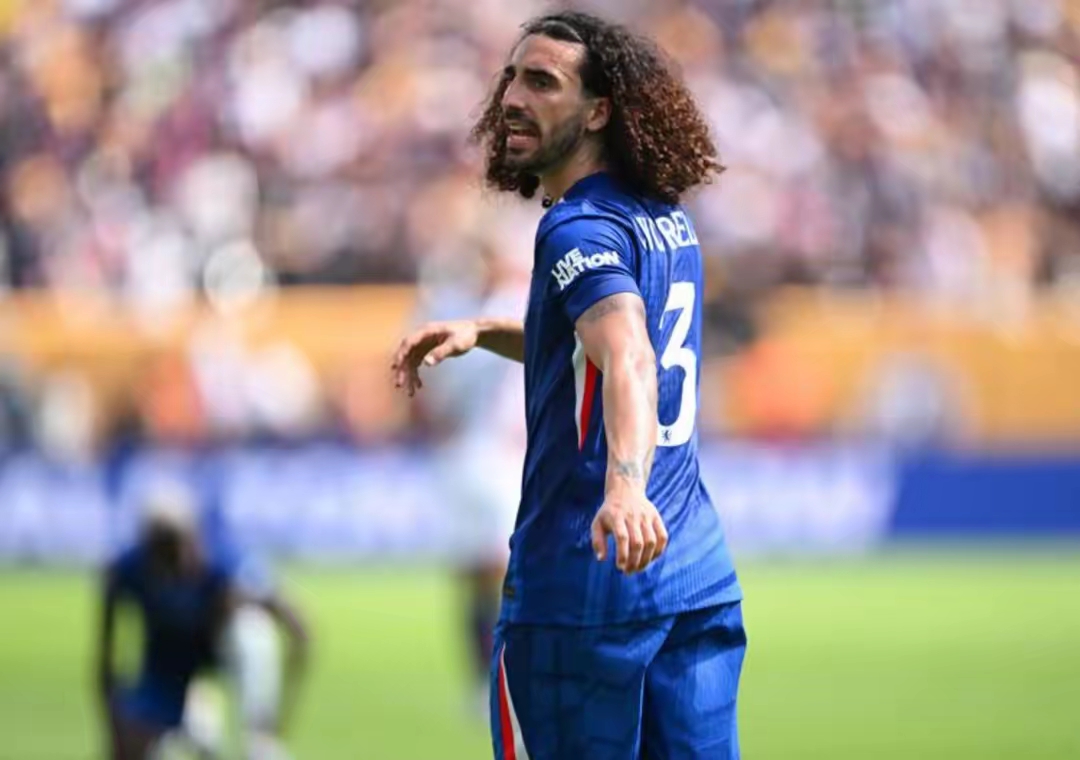 爱游戏体育平台-包含卢多戈雷茨意外赢球，欧冠赛场风波不断的词条