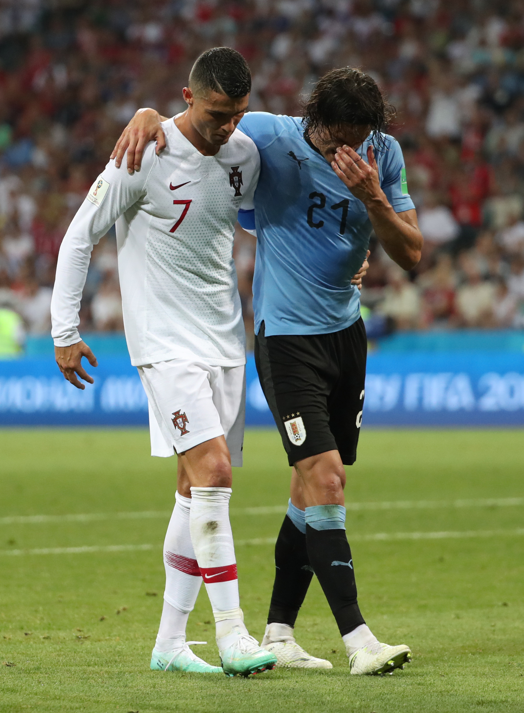 爱游戏官方入口-足球赛场上的精彩瞬间值得回味