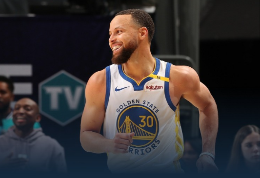 关于勇士战胜黄蜂,库里砍下分再现巅峰表现的信息 关于勇士战胜黄蜂,库里砍下分再现巅峰表现的信息