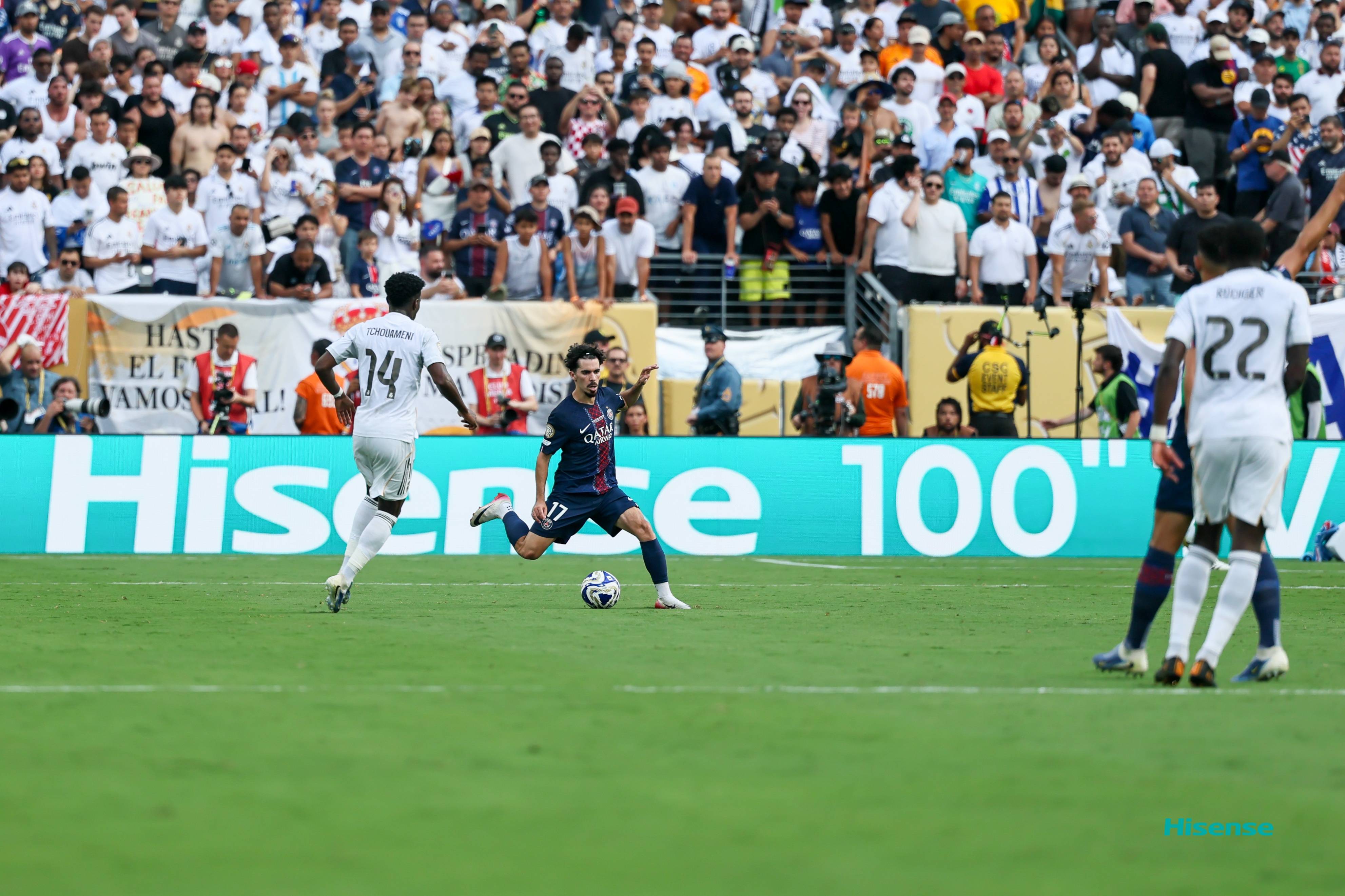 爱游戏在线登录-雷恩在法甲联赛中表现不俗，仍在争夺中保持竞争力的简单介绍