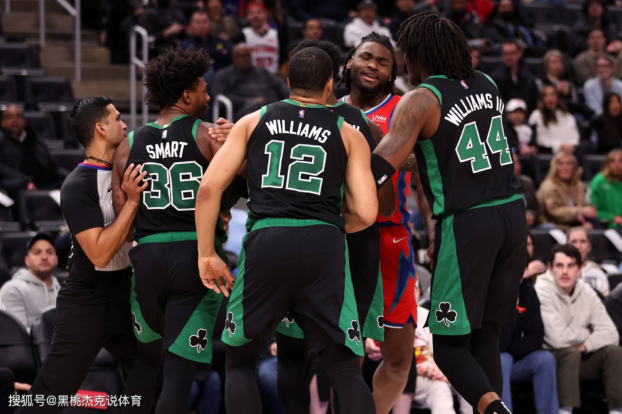 爱游戏官网网页版入口-ESPN：沃克突飞猛进，率绿衫军击败老鹰