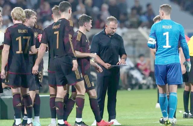 爱游戏app-德国队在激战中战胜对手，晋级下一轮