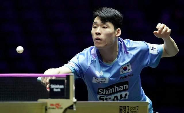 爱游戏体育平台-包含东道主主力选手实现突破，创造新记录的词条