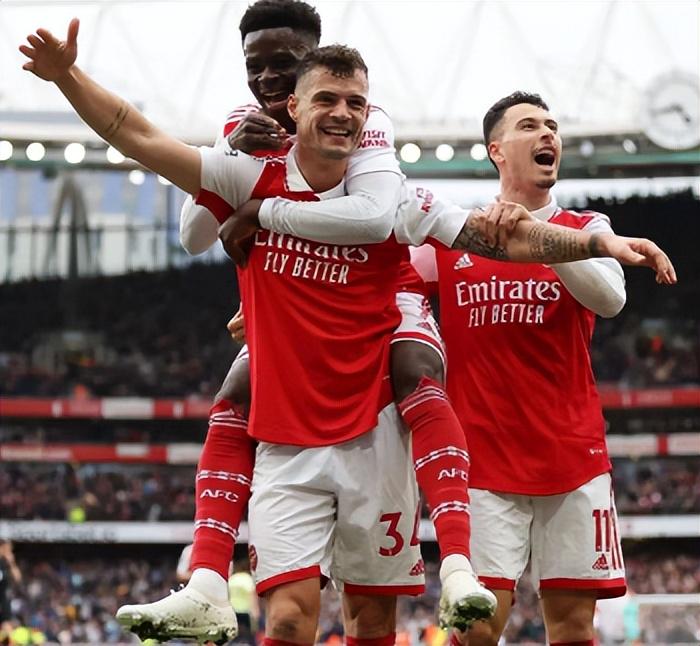 关于江苏红魔豪取连胜，稳坐积分榜首位置的信息